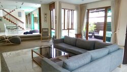 Holland Road (D10), Detached #498267381